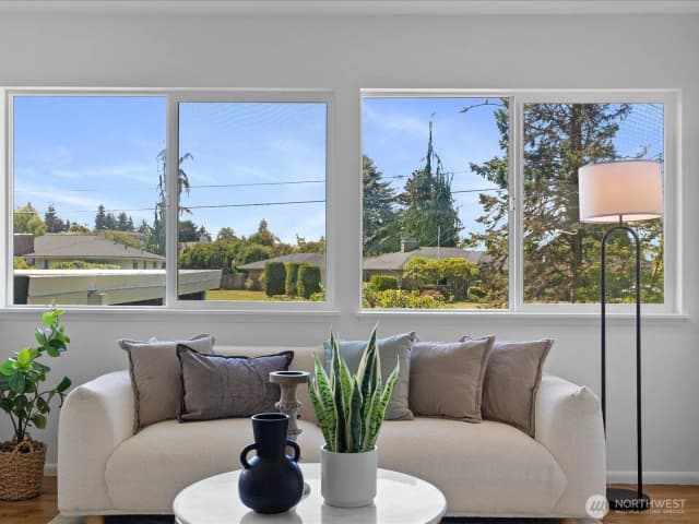Property photo for 817 Olympic Boulevard #a, Everett photo 4