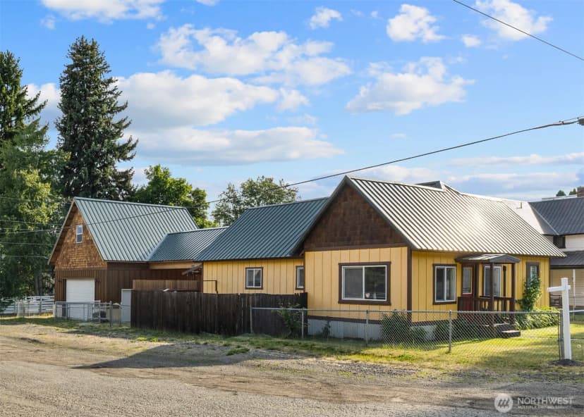 Property photo for 301 W 4th Street, Cle Elum