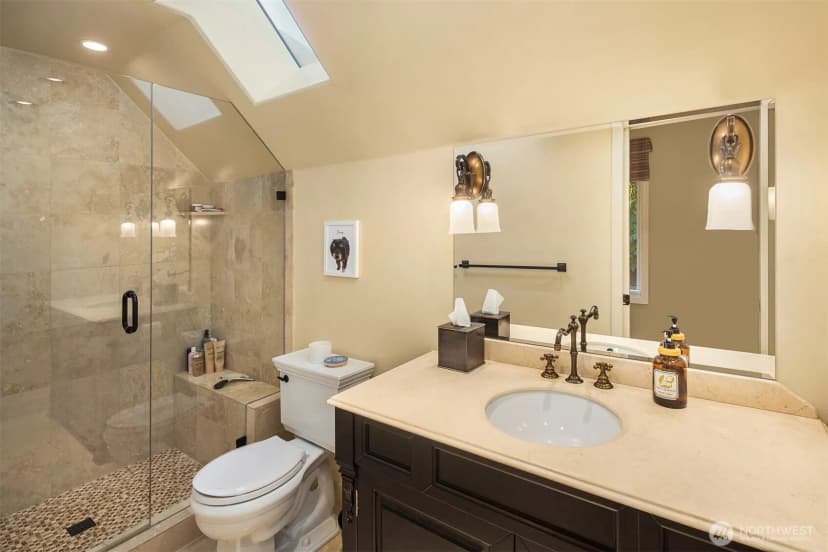 Property photo for 4140 W Mercer, Mercer Island photo 31