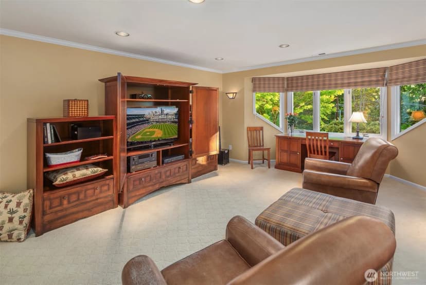 Property photo for 4140 W Mercer, Mercer Island photo 30