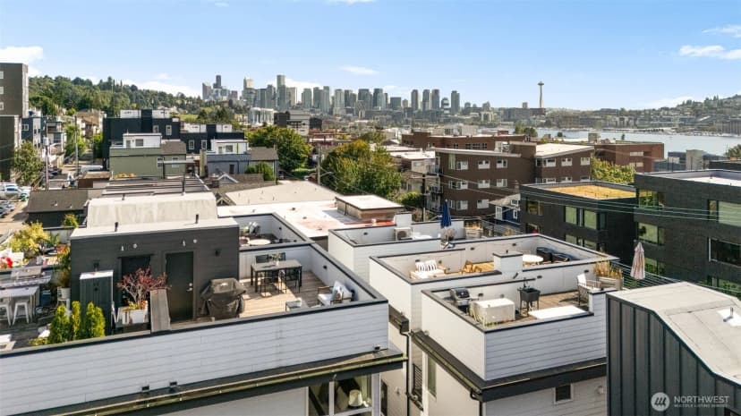 Property photo for 2368 Franklin Avenue E #b, Seattle photo 19
