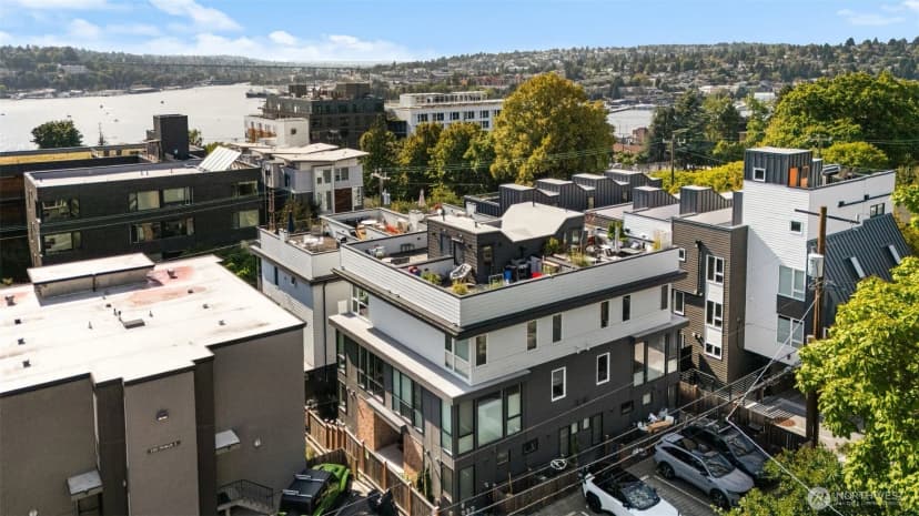 Property photo for 2368 Franklin Avenue E #b, Seattle photo 20
