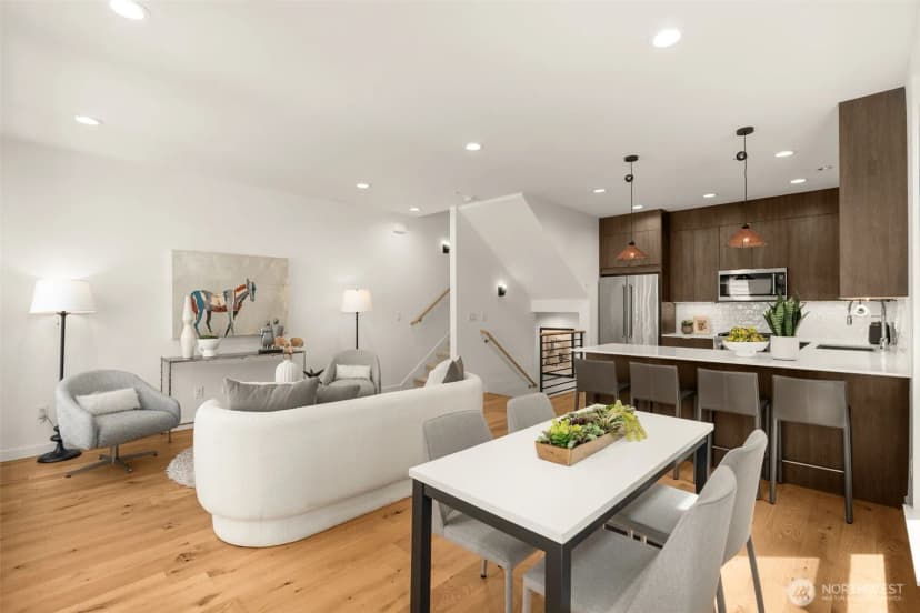 Property photo for 2368 Franklin Avenue E #b, Seattle photo 10