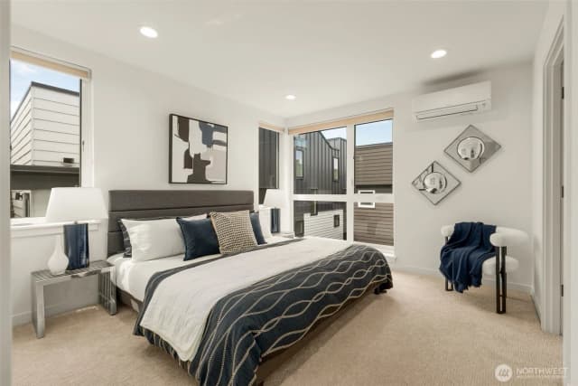 Property photo for 2368 Franklin Avenue E #b, Seattle photo 4