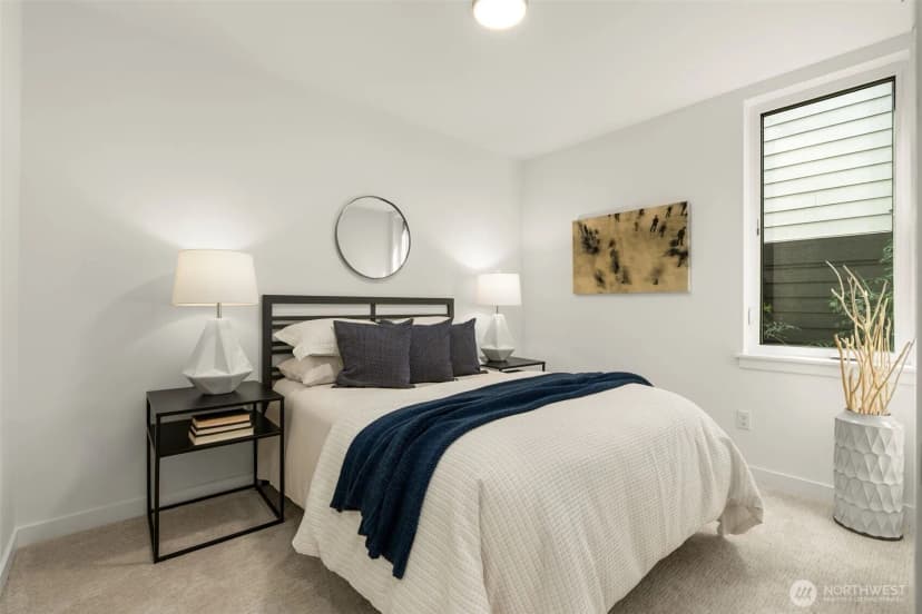 Property photo for 2368 Franklin Avenue E #b, Seattle photo 7