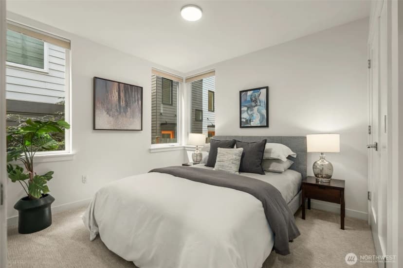 Property photo for 2368 Franklin Avenue E #b, Seattle photo 8