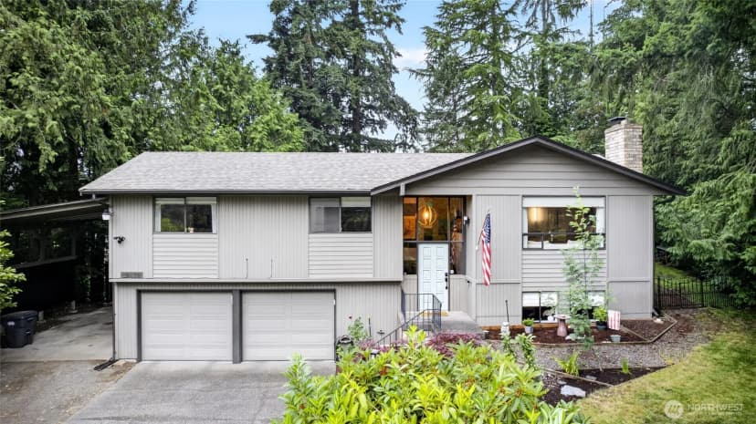 Property photo for 10430 90th Avenue Sw, Lakewood photo 3