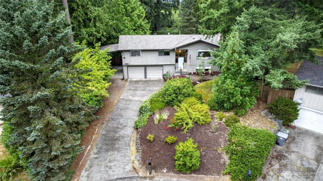 Property photo for 10430 90th Avenue Sw, Lakewood photo 2