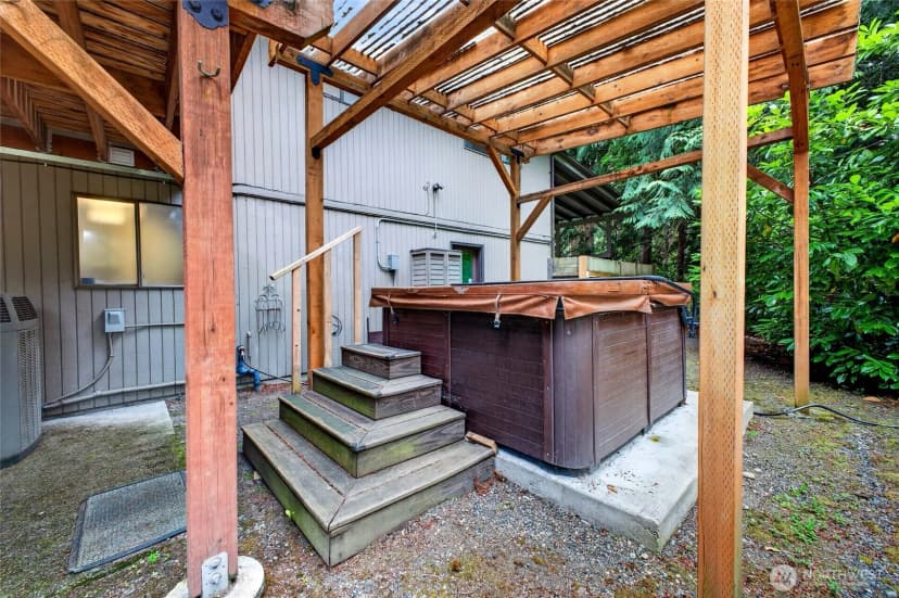 Property photo for 10430 90th Avenue Sw, Lakewood photo 27