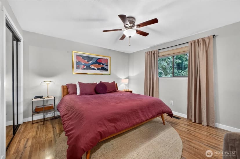 Property photo for 10430 90th Avenue Sw, Lakewood photo 17
