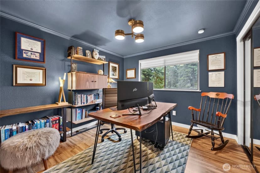 Property photo for 10430 90th Avenue Sw, Lakewood photo 13