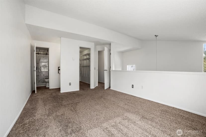 Property photo for 720 141st Lane Se #713, Bellevue photo 16