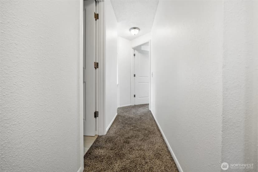 Property photo for 720 141st Lane Se #713, Bellevue photo 22
