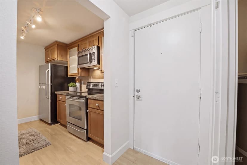 Property photo for 300 N 130th Street #2303, Seattle photo 5