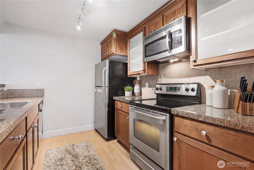 Property photo for 300 N 130th Street #2303, Seattle photo 9