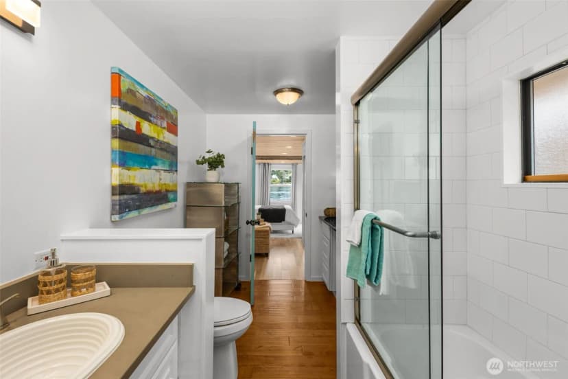 Property photo for 2144 N Westlake Ave N #01do7, Seattle photo 19
