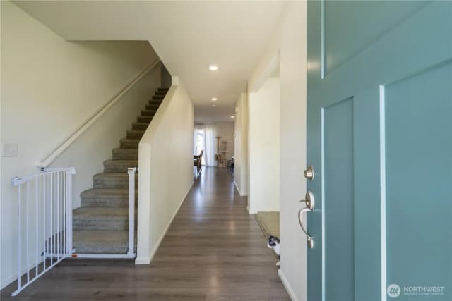 Property photo for 9219 Verbena Street Se, Tumwater photo 2