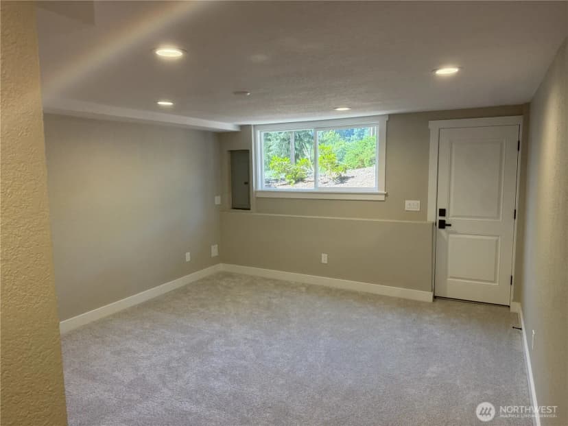 Property photo for 4515 Chrisella Road E, Edgewood photo 28