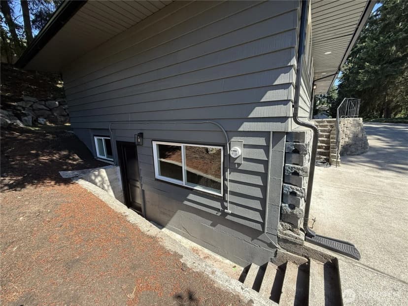 Property photo for 4515 Chrisella Road E, Edgewood photo 33