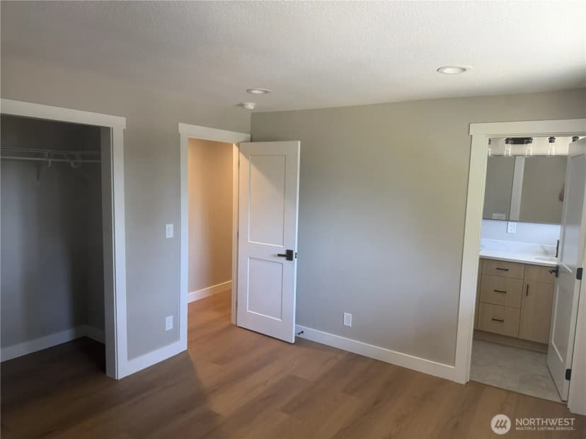 Property photo for 4515 Chrisella Road E, Edgewood photo 18