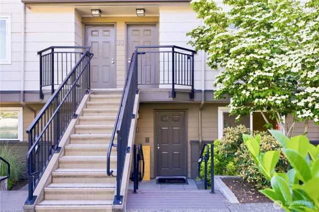 Property photo for 15829 Ne Leary Way #a-104, Redmond