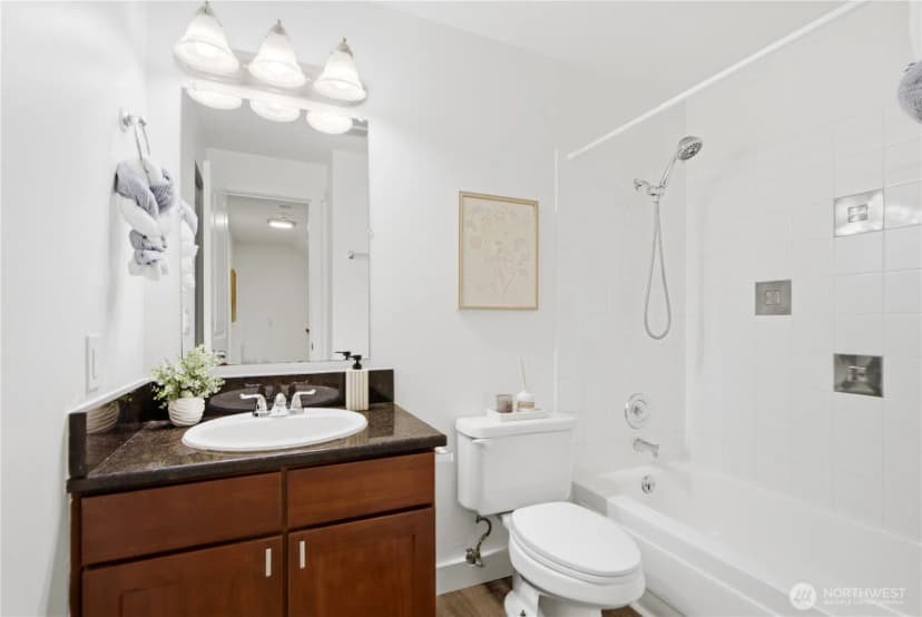 Property photo for 15829 Ne Leary Way #a-104, Redmond photo 25