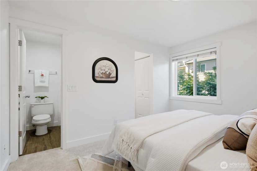 Property photo for 15829 Ne Leary Way #a-104, Redmond photo 19