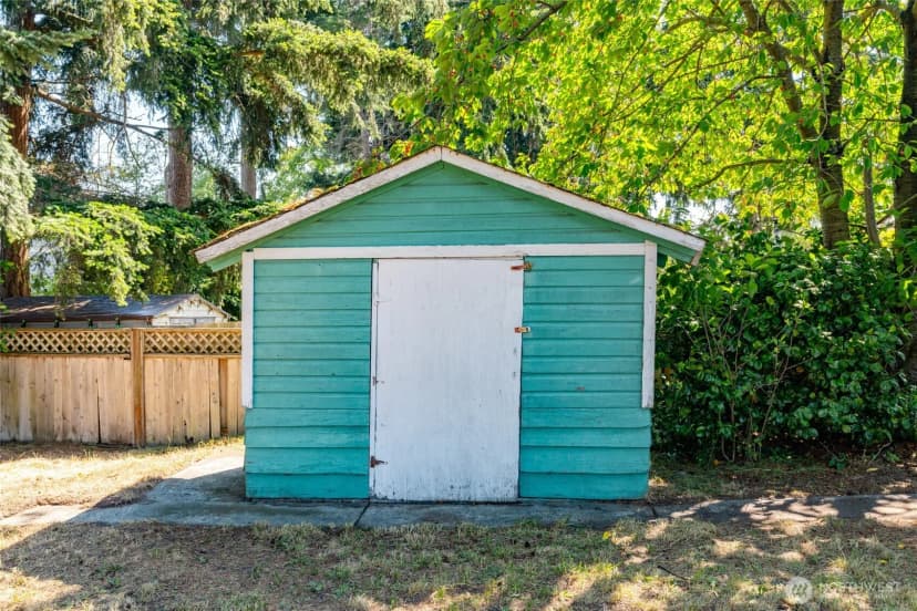 Property photo for 1112 Ridgeway Drive, Oak Harbor photo 30