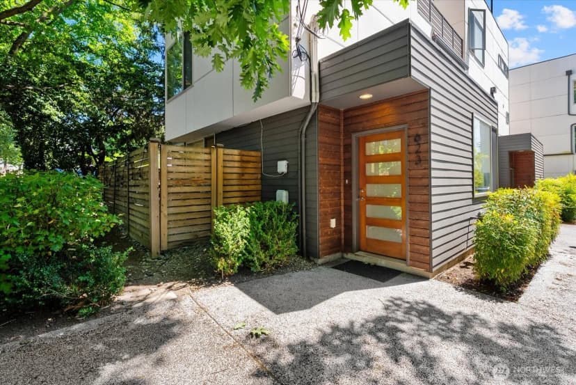 Property photo for 623 Nw Market Street, Seattle photo 3