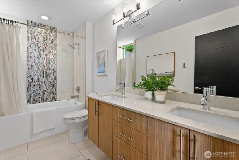 Property photo for 623 Nw Market Street, Seattle photo 13