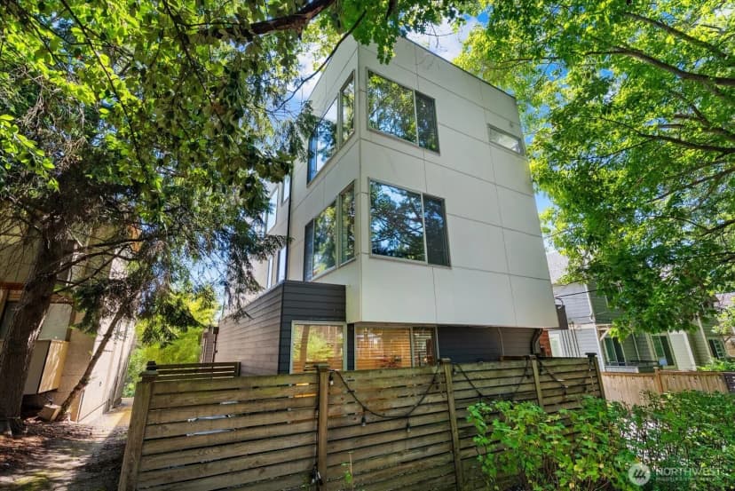 Property photo for 623 Nw Market Street, Seattle photo 28