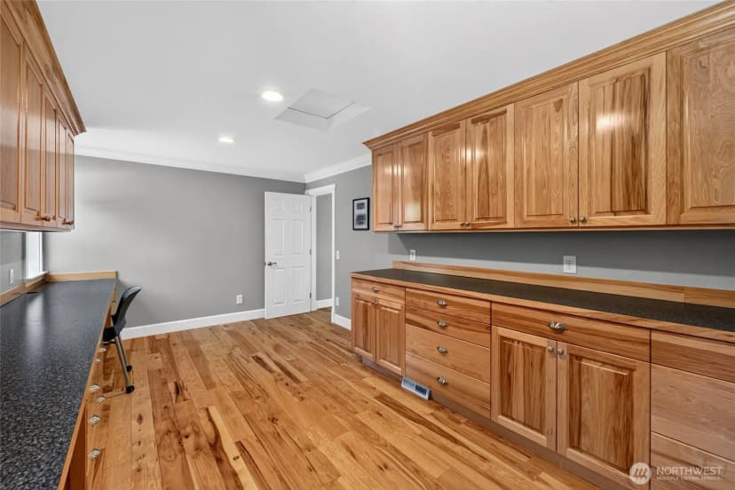 Property photo for 21017 Snag Island Drive East, Lake Tapps photo 28