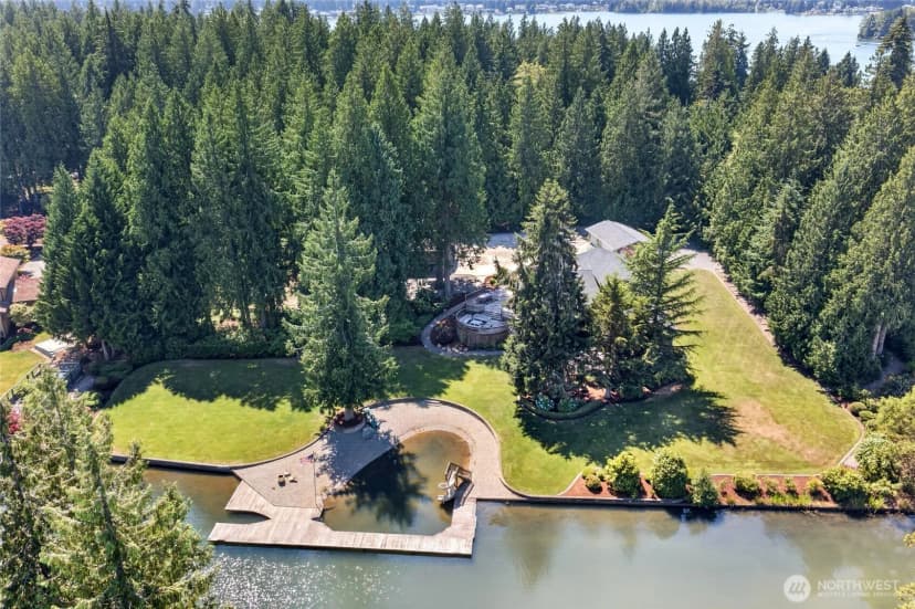 Property photo for 21017 Snag Island Drive East, Lake Tapps photo 2