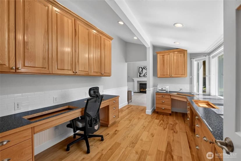 Property photo for 21017 Snag Island Drive East, Lake Tapps photo 14