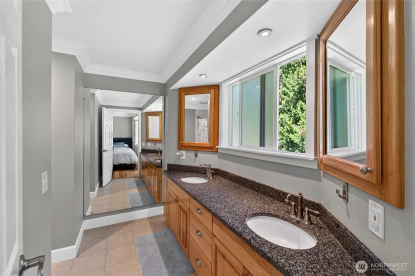 Property photo for 21017 Snag Island Drive East, Lake Tapps photo 20