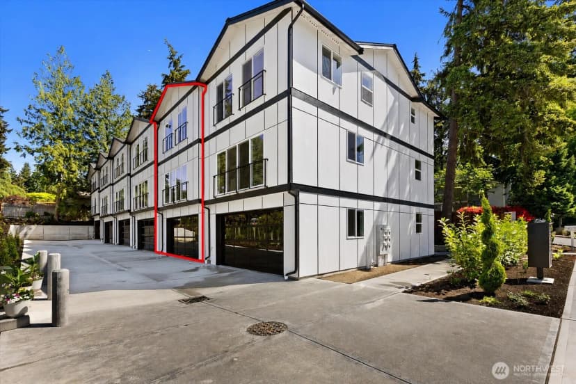 Property photo for 7103 210 Street Sw #b, Edmonds photo 39