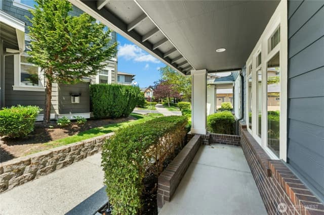 Property photo for 1885 11th Lane Ne #1308, Issaquah photo 4