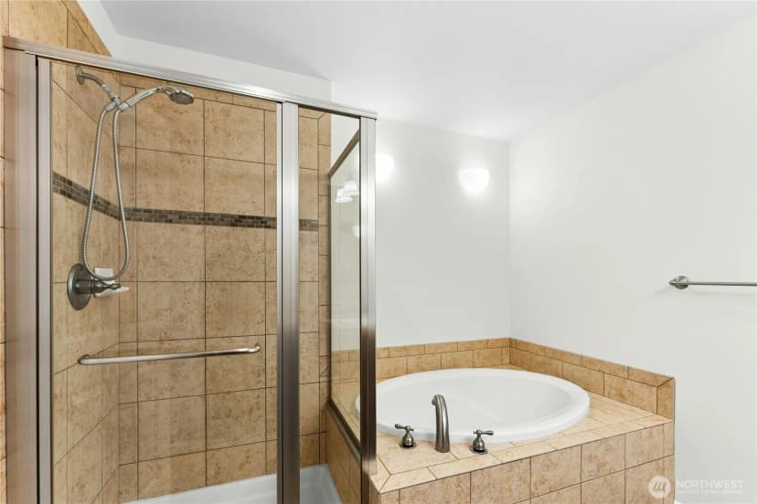Property photo for 1885 11th Lane Ne #1308, Issaquah photo 19