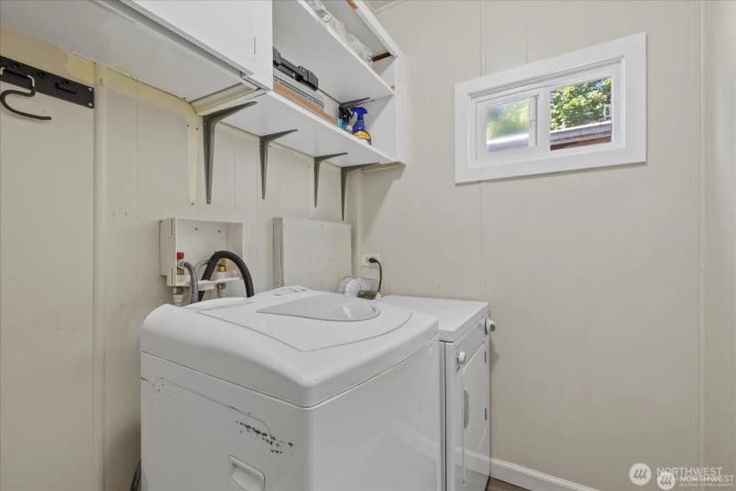 Property photo for 7301 Ne 175th Street #112, Kenmore photo 12