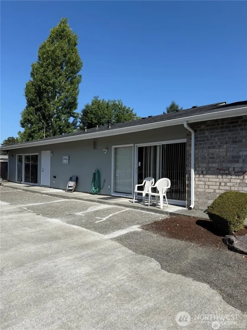 Property photo for 7301 Ne 175th Street #112, Kenmore photo 19