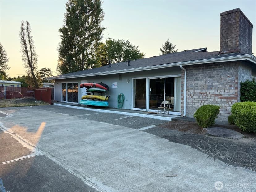 Property photo for 7301 Ne 175th Street #112, Kenmore photo 18