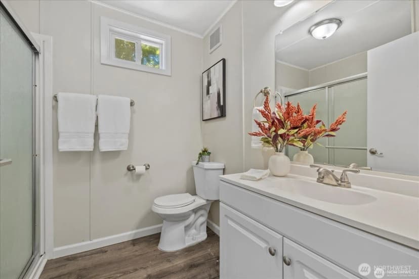 Property photo for 7301 Ne 175th Street #112, Kenmore photo 11
