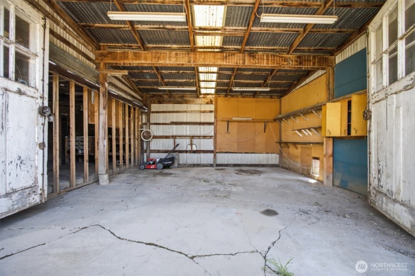 Property photo for 303 Garfield Street, Sumas photo 32