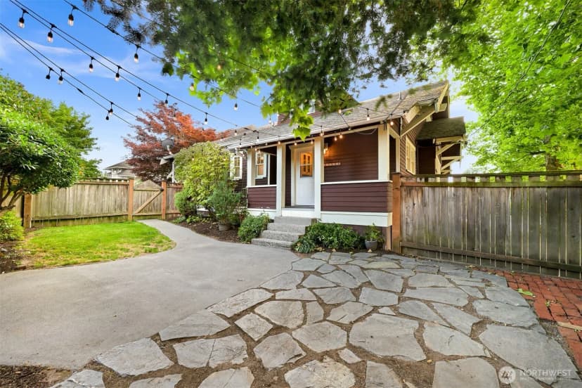 Property photo for 2816 Cornwall Avenue, Bellingham photo 39