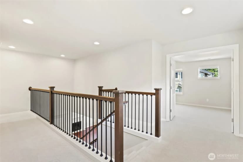 Property photo for 24520 96th Avenue S, Kent photo 19
