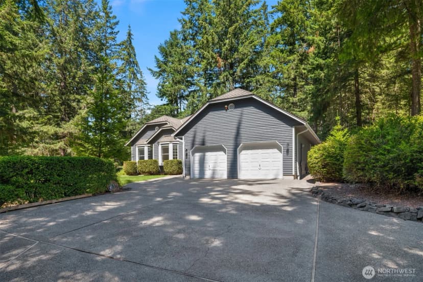 Property photo for 4012 83rd Avenue Ct Nw, Gig Harbor photo 2