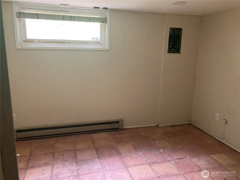 Property photo for 6925 52nd Avenue S, Seattle photo 8