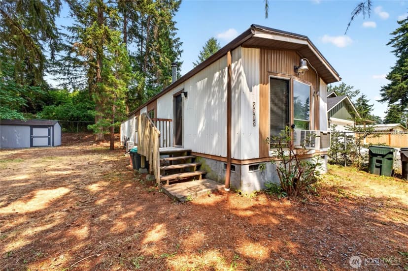 Property photo for 5905 257th Street E, Graham photo 9