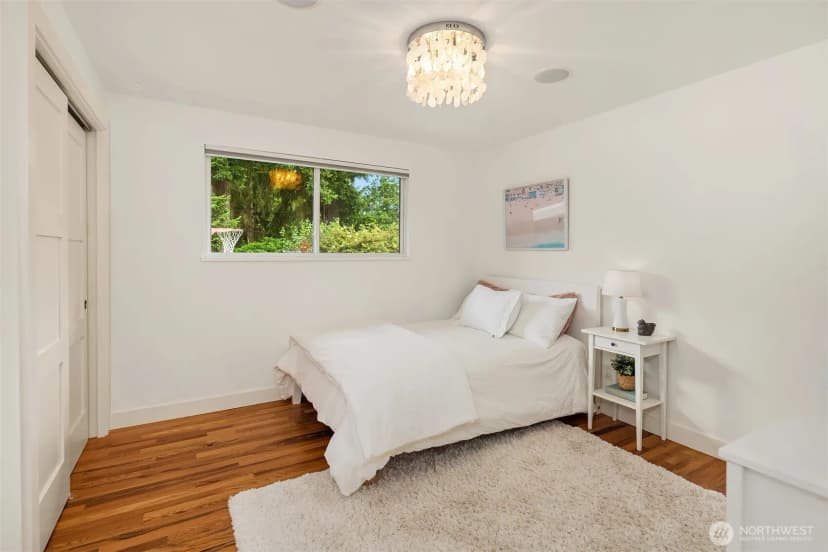 Property photo for 1308 158th Place Se, Bellevue photo 18