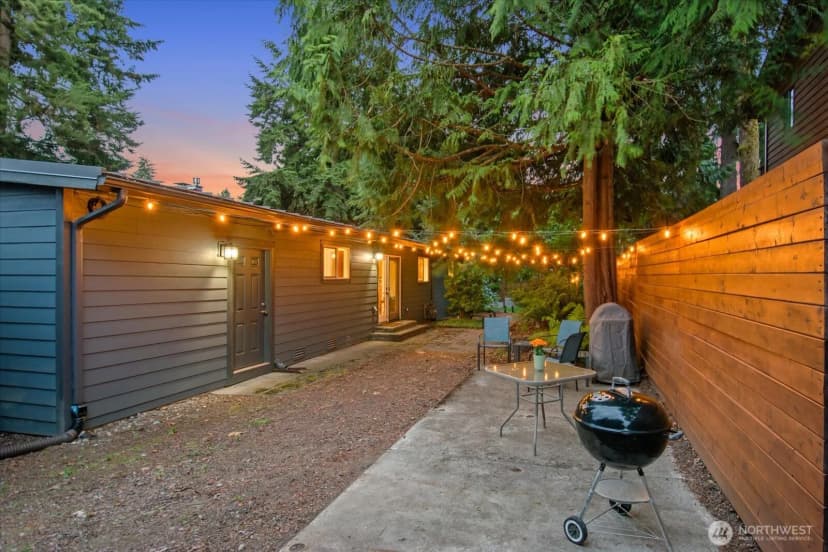 Property photo for 19405 58th Avenue Ne, Kenmore photo 35